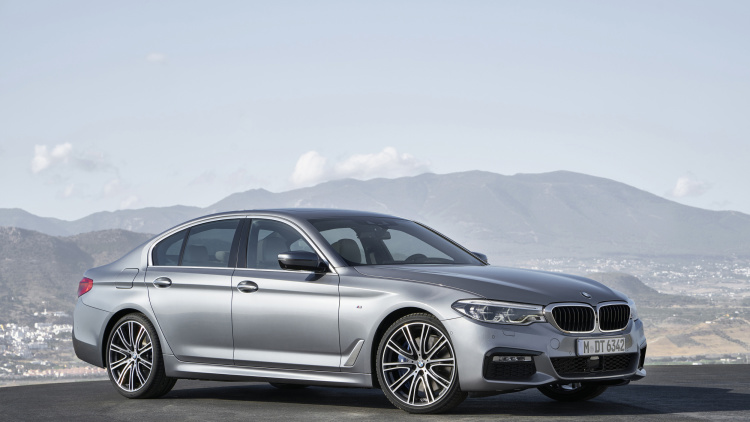 2017 BMW the all-new 5 Series sedan Official 001